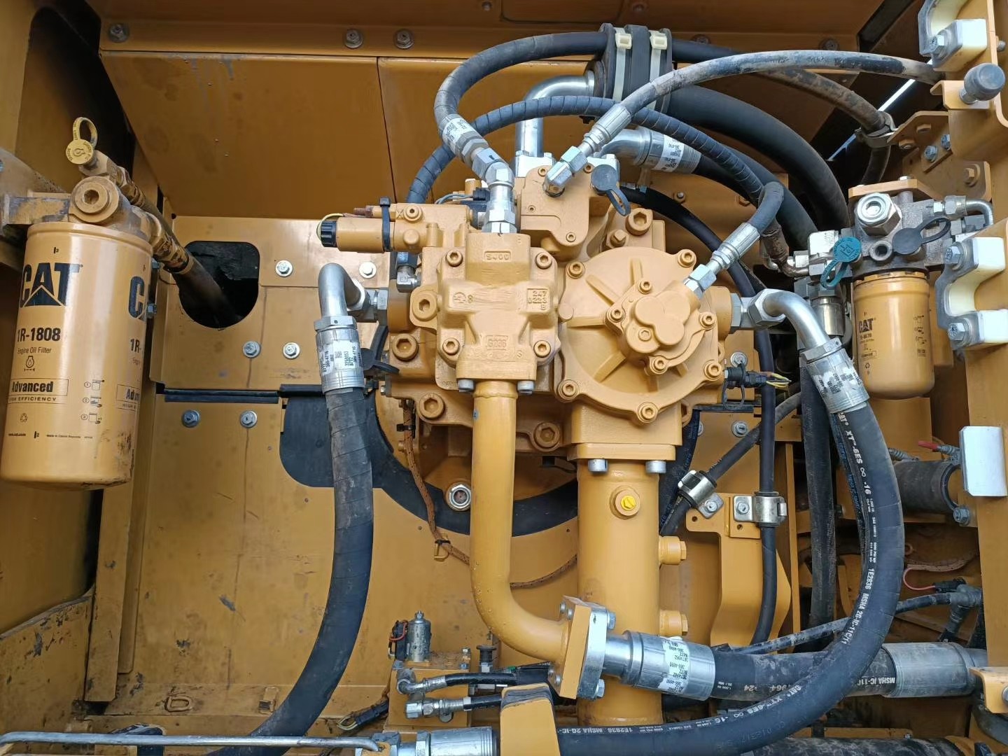 Used Cat 349 Cat349d2 49t Heavy Equipment Excavator Construction Excavation Machinery